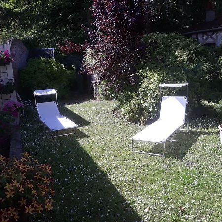 Gite Au Bord Du Lac Montville Exterior photo